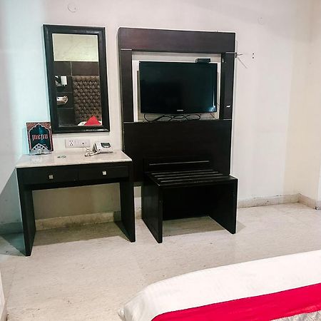 The Metropolis Guest House Near Rk Ashram Metro Station ニューデリー エクステリア 写真