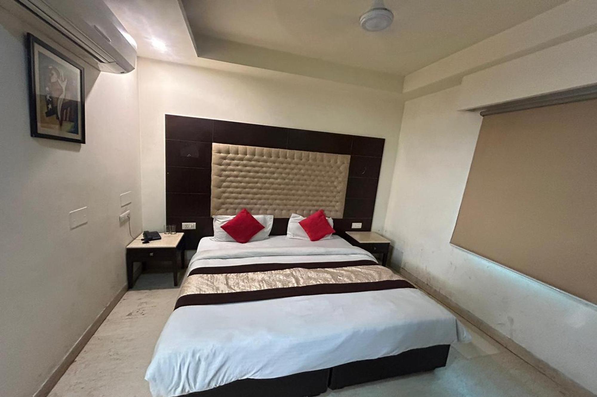 The Metropolis Guest House Near Rk Ashram Metro Station ニューデリー エクステリア 写真